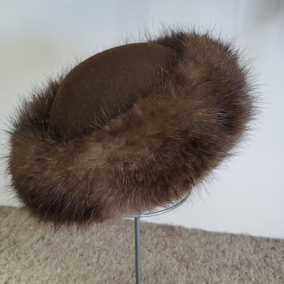 Kates Accessories Vintage Felt Hat With Beaver Fur Poshmark